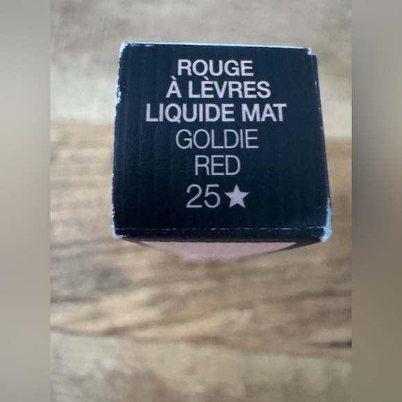 Gucci Transfer-Proof Matte Liquid Lipstick~SOLD OUT~Goldie Red (25)💋NEW IN BOX - Picture 6 of 10